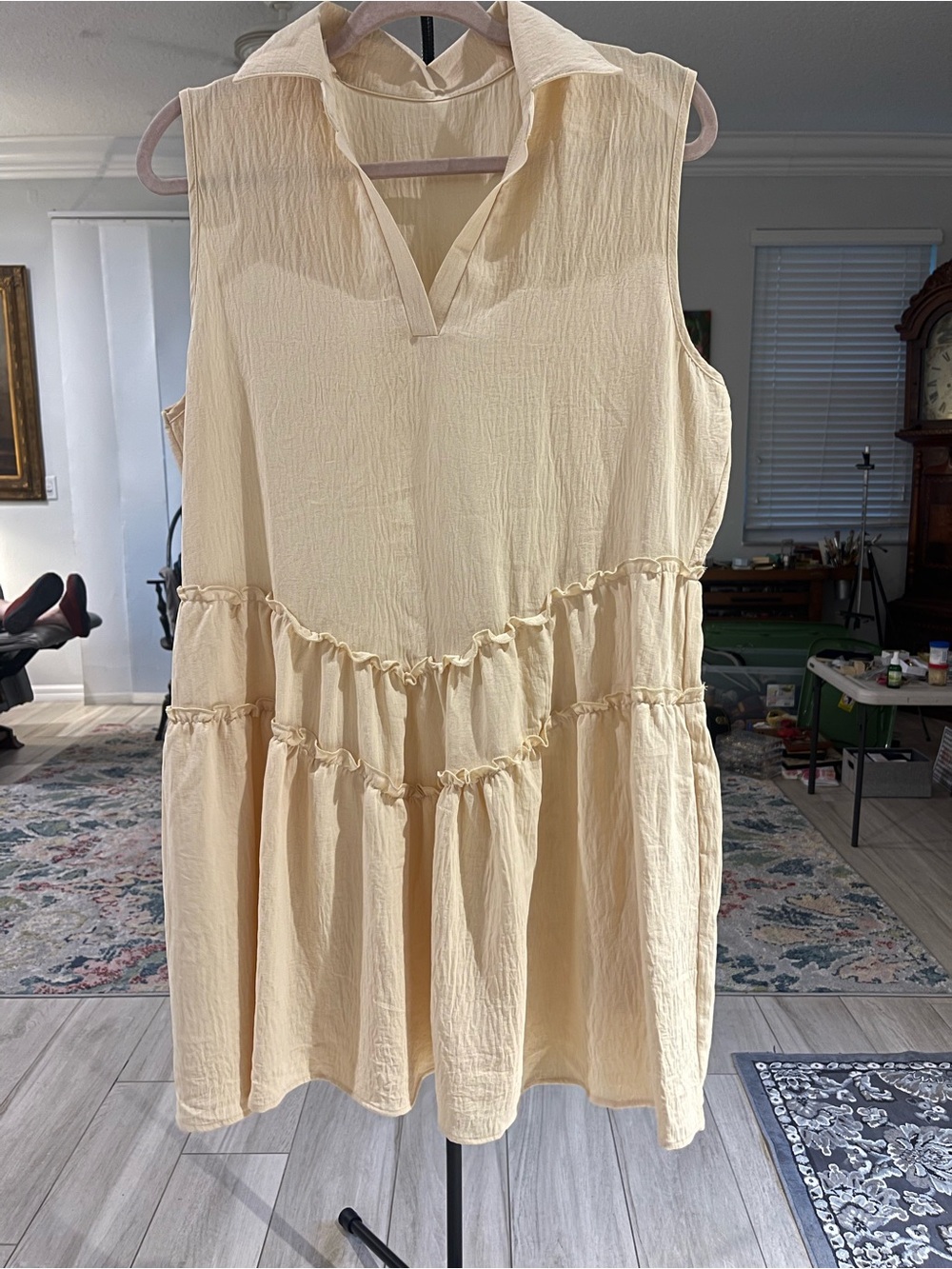 Sleeveless Cream Collared Tiered Tunic Top